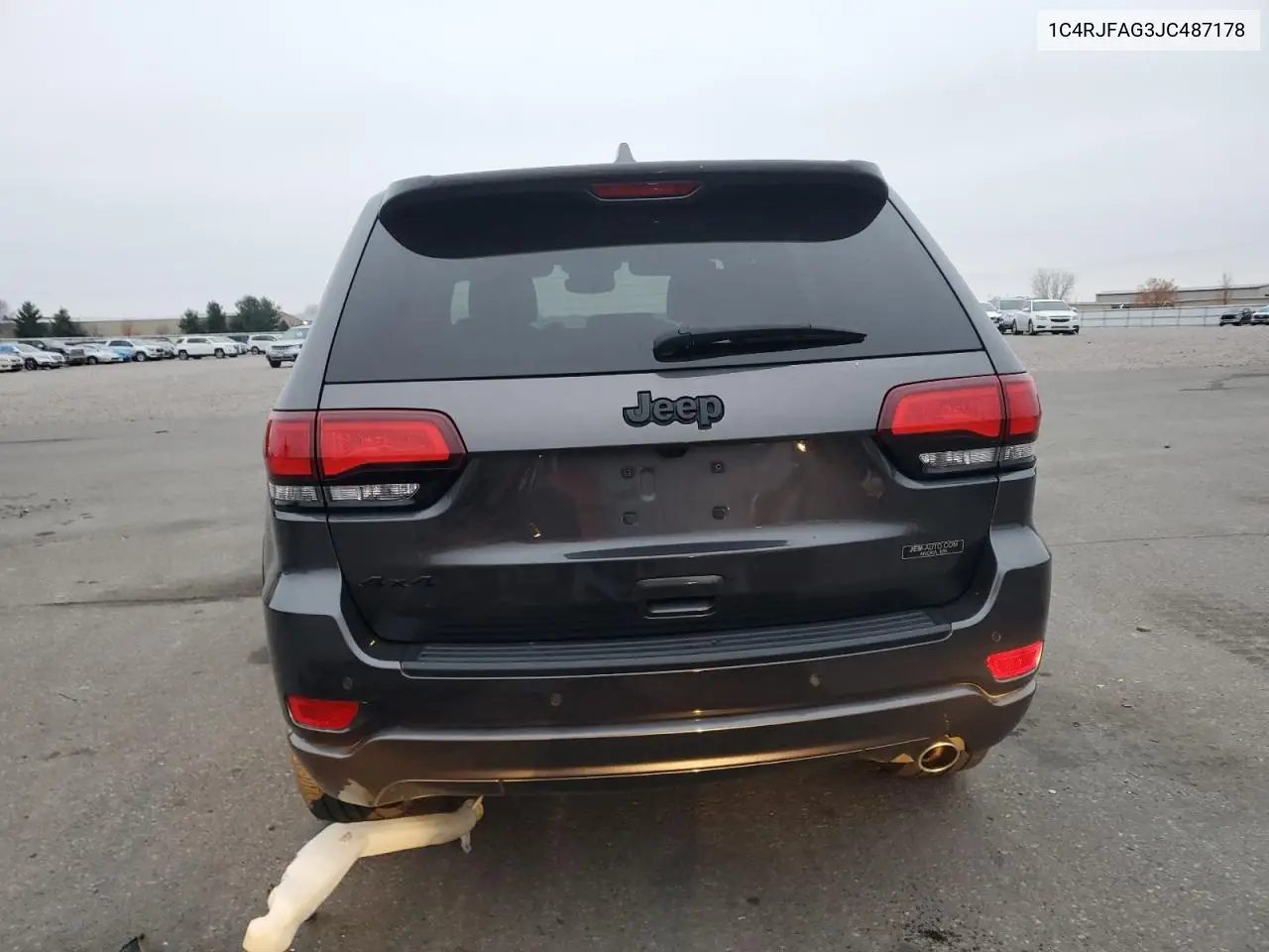 1C4RJFAG3JC487178 2018 Jeep Grand Cherokee Laredo