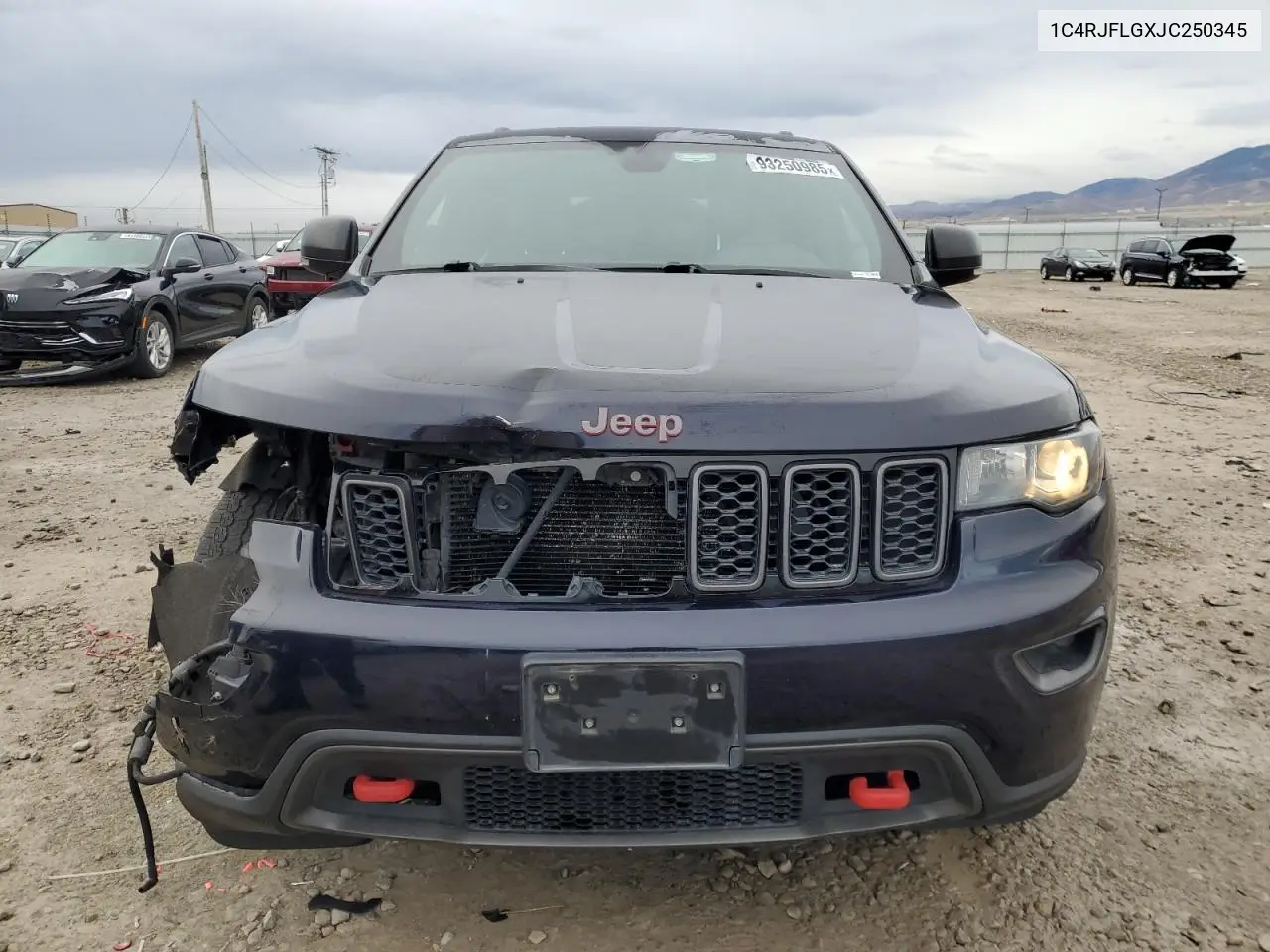 1C4RJFLGXJC250345 2018 Jeep Grand Cherokee Trailhawk