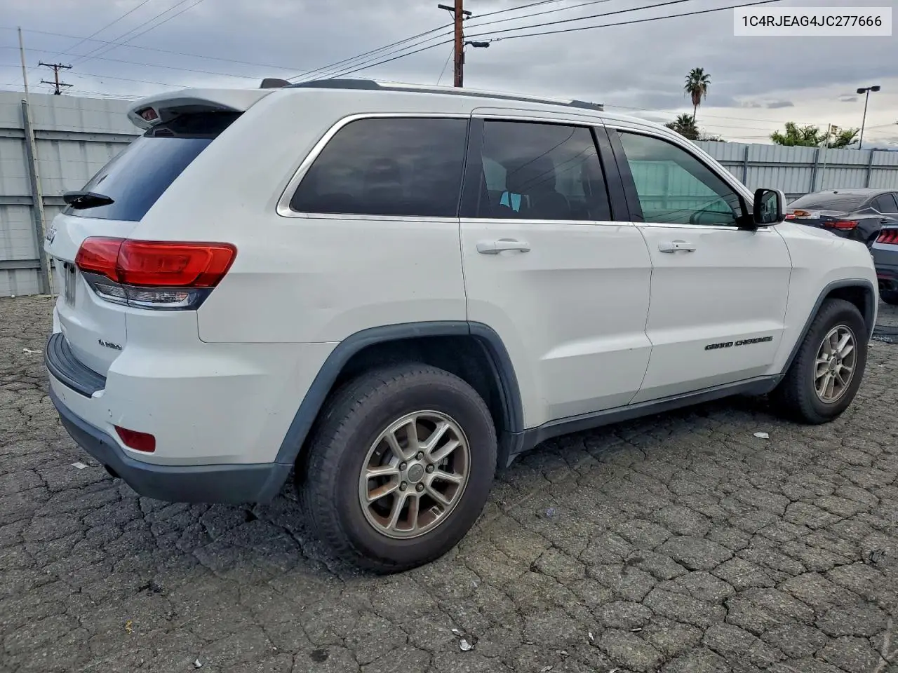 1C4RJEAG4JC277666 2018 Jeep Grand Cherokee Laredo
