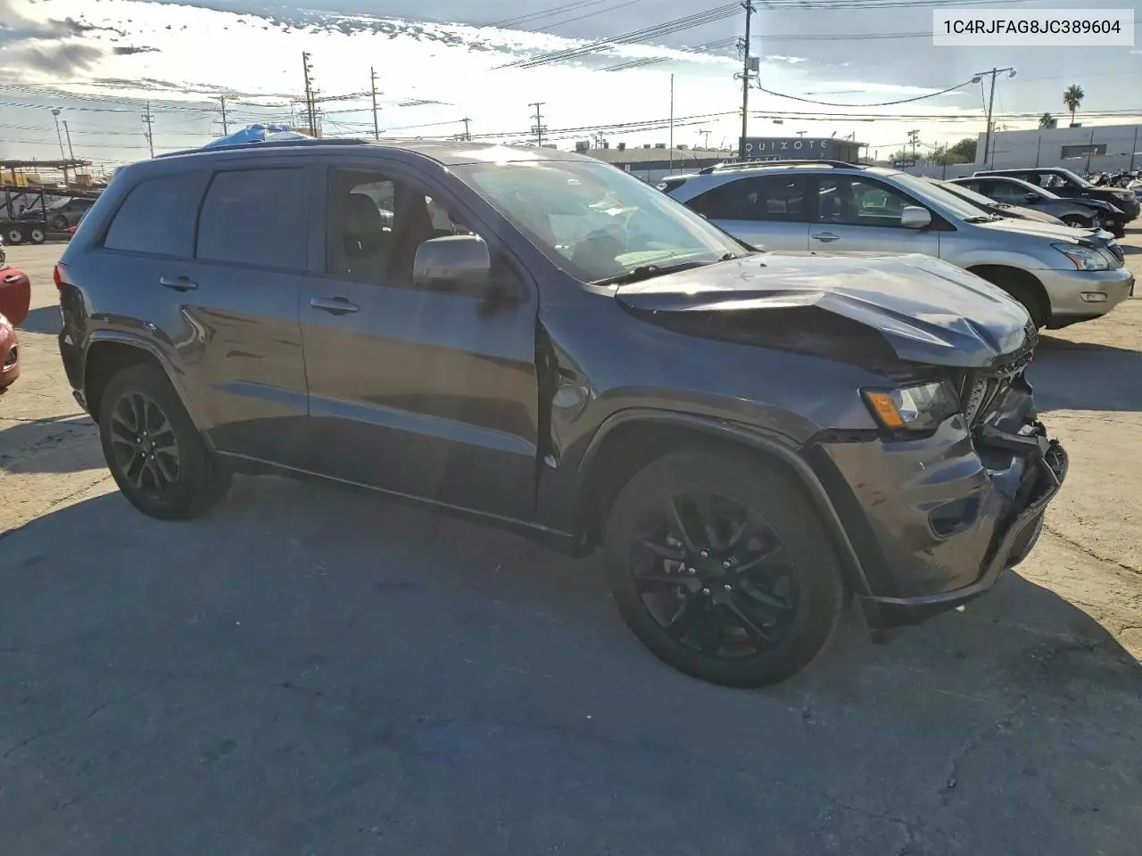 1C4RJFAG8JC389604 2018 Jeep Grand Cherokee Laredo