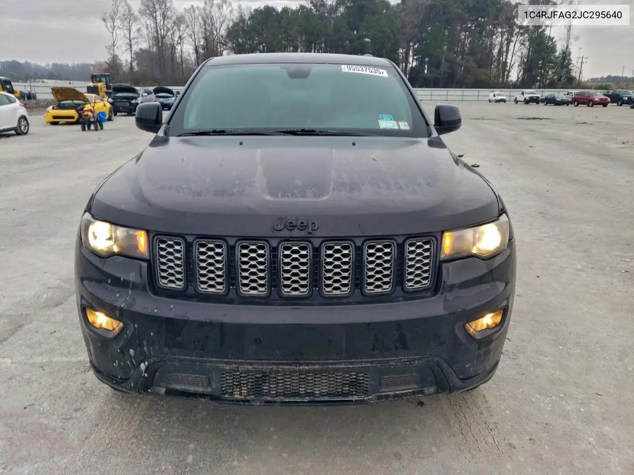 1C4RJFAG2JC295640 2018 Jeep Grand Cherokee Laredo