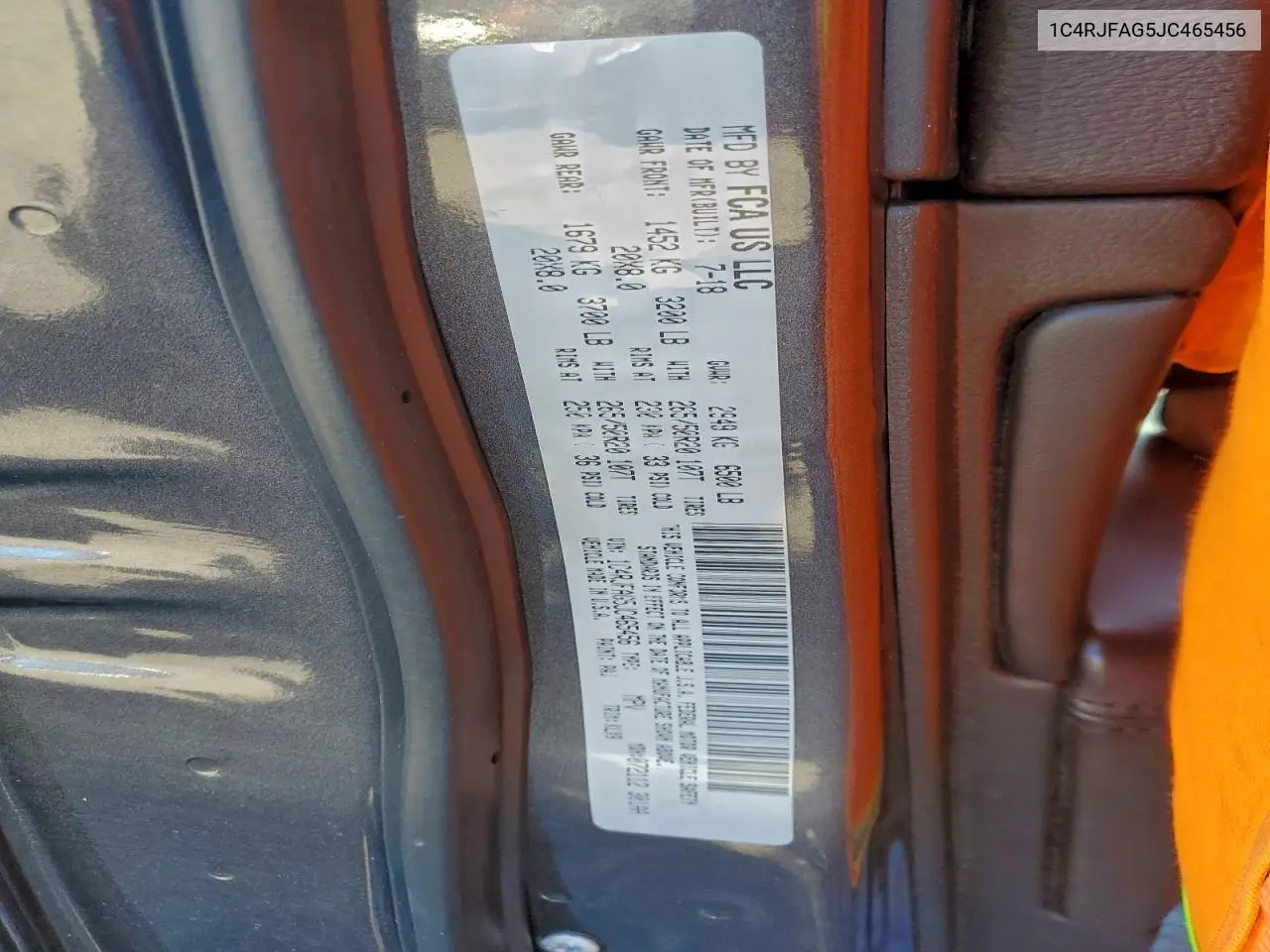 1C4RJFAG5JC465456 2018 Jeep Grand Cherokee Laredo