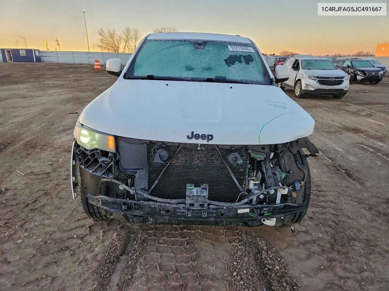 1C4RJFAG5JC491667 2018 Jeep Grand Cherokee Laredo