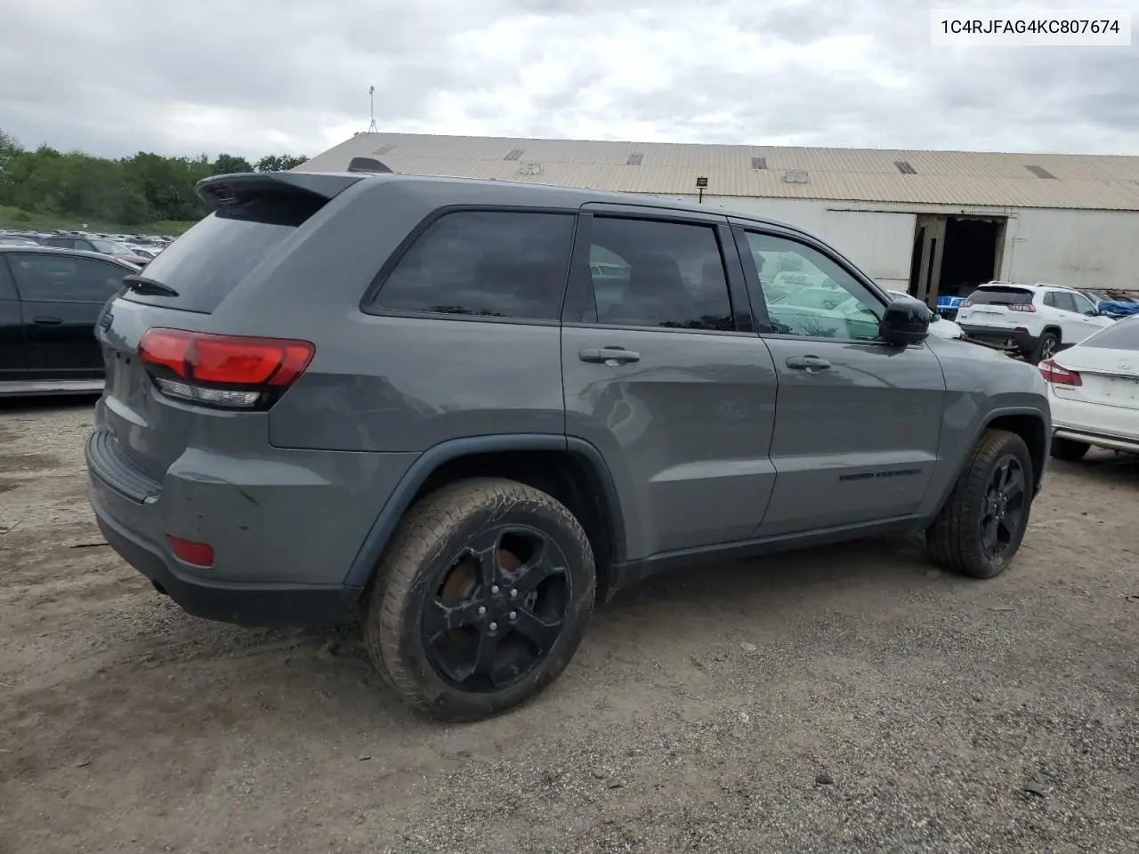 1C4RJFAG4KC807674 2019 Jeep Grand Cherokee Laredo