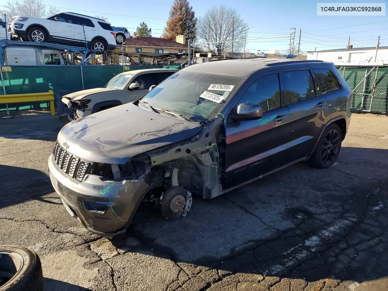 1C4RJFAG3KC592868 2019 Jeep Grand Cherokee Laredo