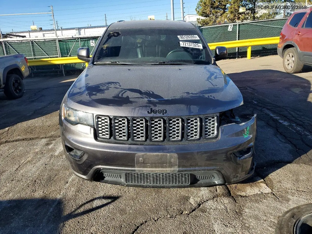 1C4RJFAG3KC592868 2019 Jeep Grand Cherokee Laredo