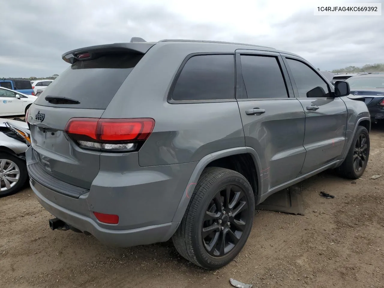 2019 Jeep Grand Cherokee Laredo VIN: 1C4RJFAG4KC669392 Lot: 72700644