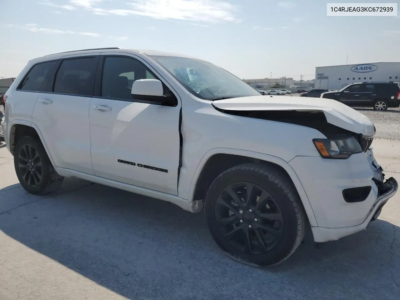 1C4RJEAG3KC672939 2019 Jeep Grand Cherokee Laredo