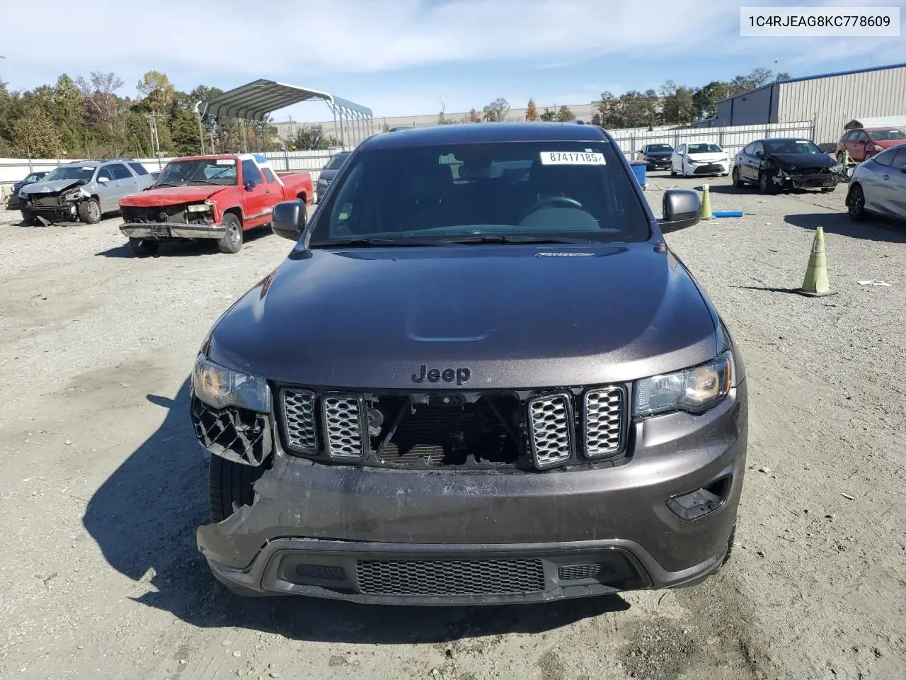 1C4RJEAG8KC778609 2019 Jeep Grand Cherokee Laredo
