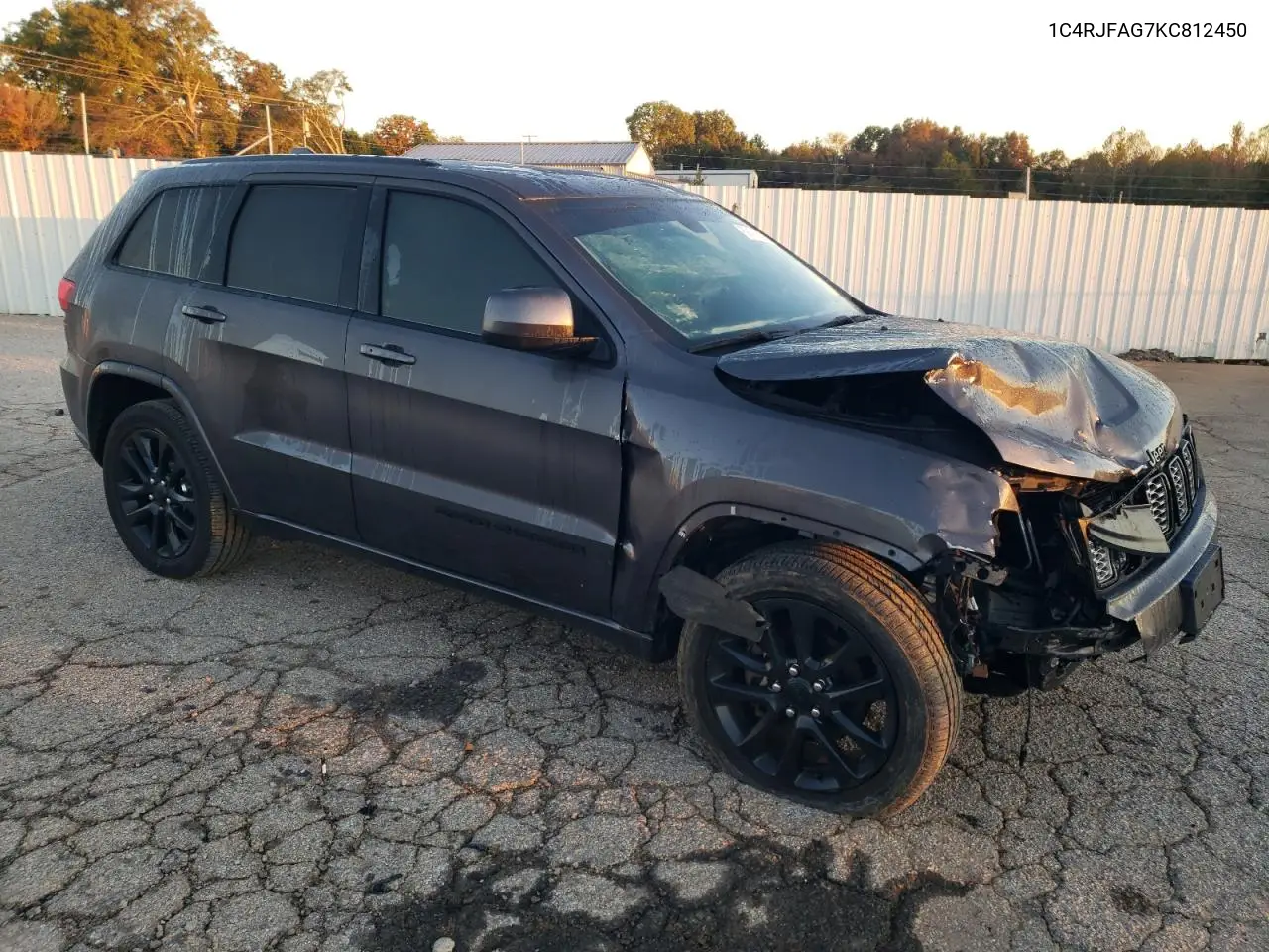 1C4RJFAG7KC812450 2019 Jeep Grand Cherokee Laredo