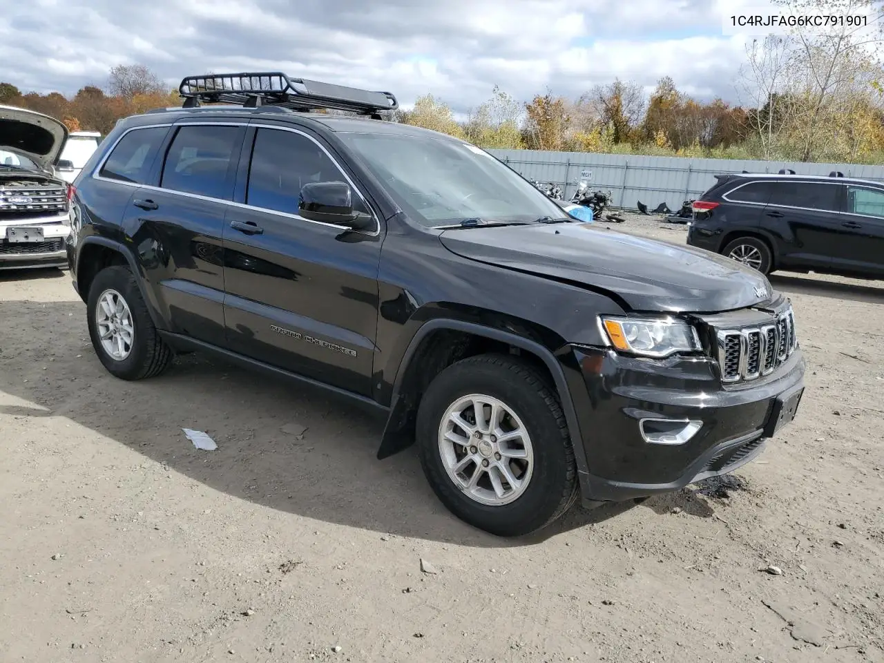 1C4RJFAG6KC791901 2019 Jeep Grand Cherokee Laredo