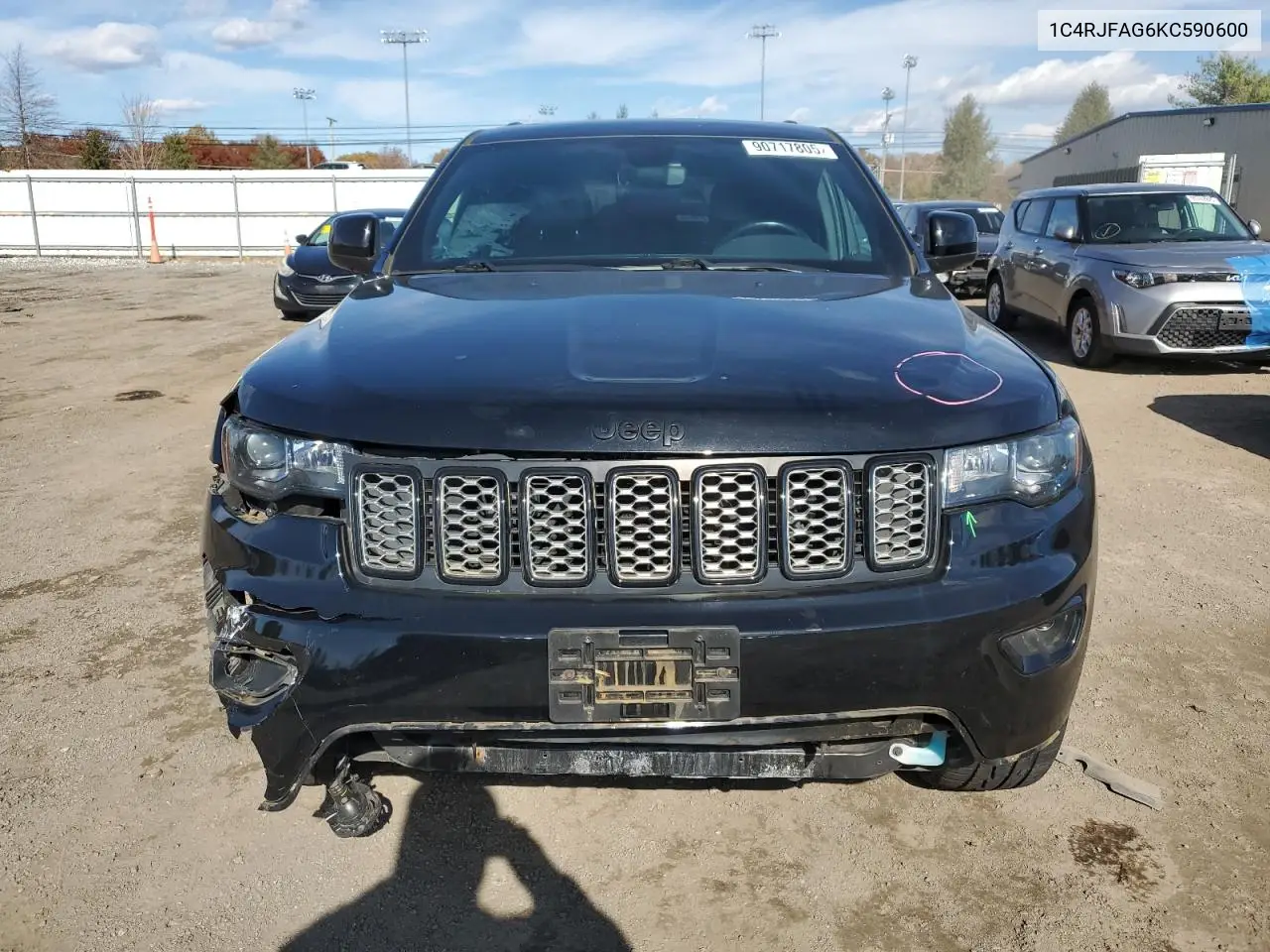 1C4RJFAG6KC590600 2019 Jeep Grand Cherokee Laredo