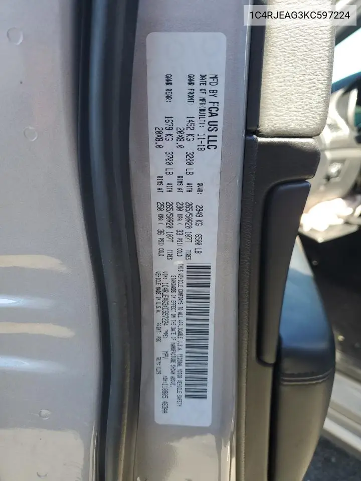 1C4RJEAG3KC597224 2019 Jeep Grand Cherokee Laredo