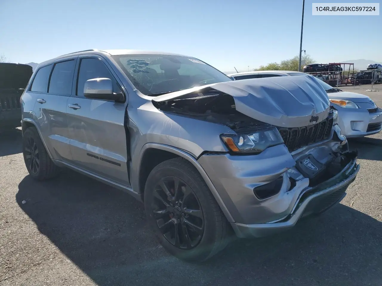 1C4RJEAG3KC597224 2019 Jeep Grand Cherokee Laredo