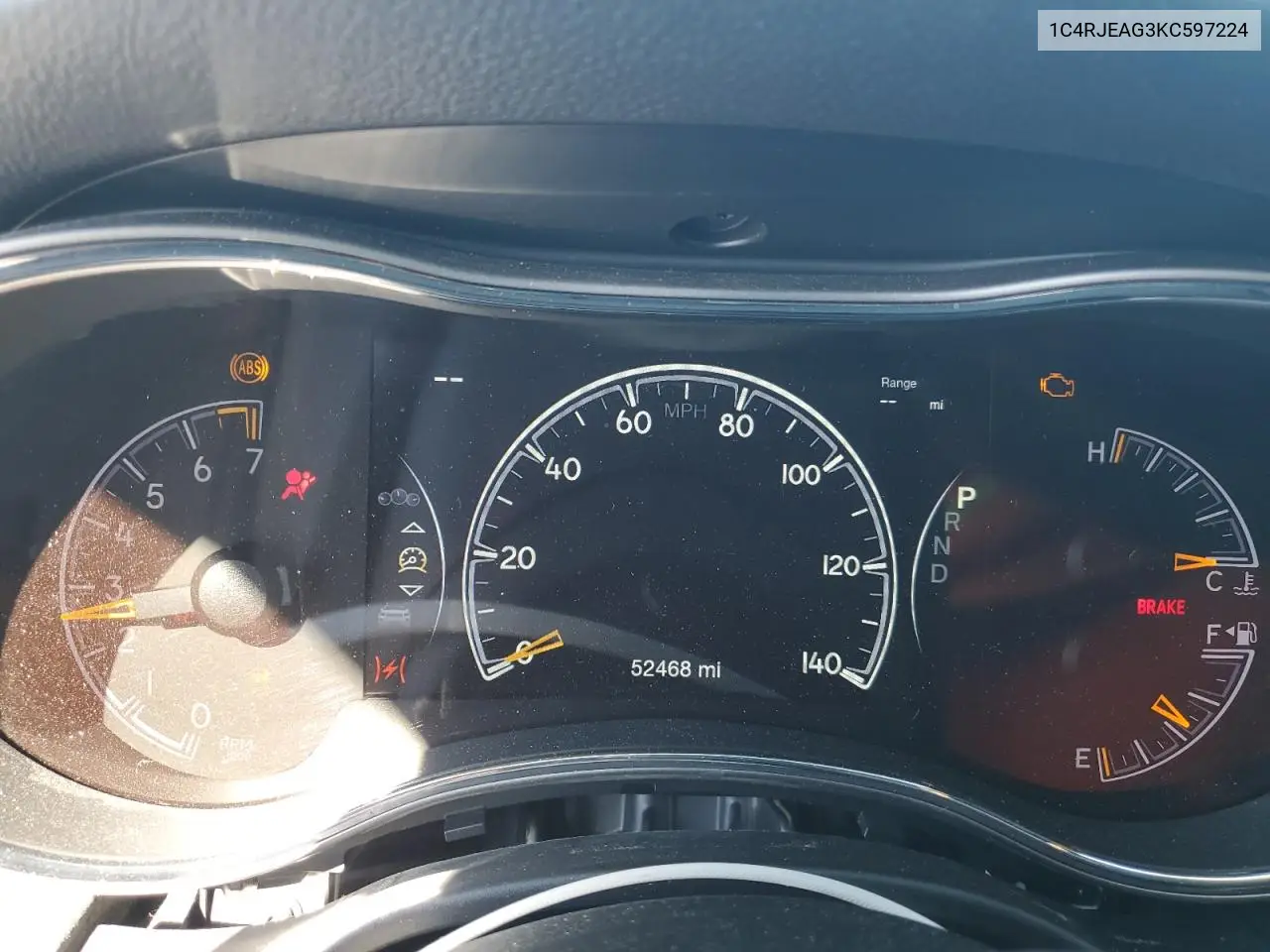 1C4RJEAG3KC597224 2019 Jeep Grand Cherokee Laredo