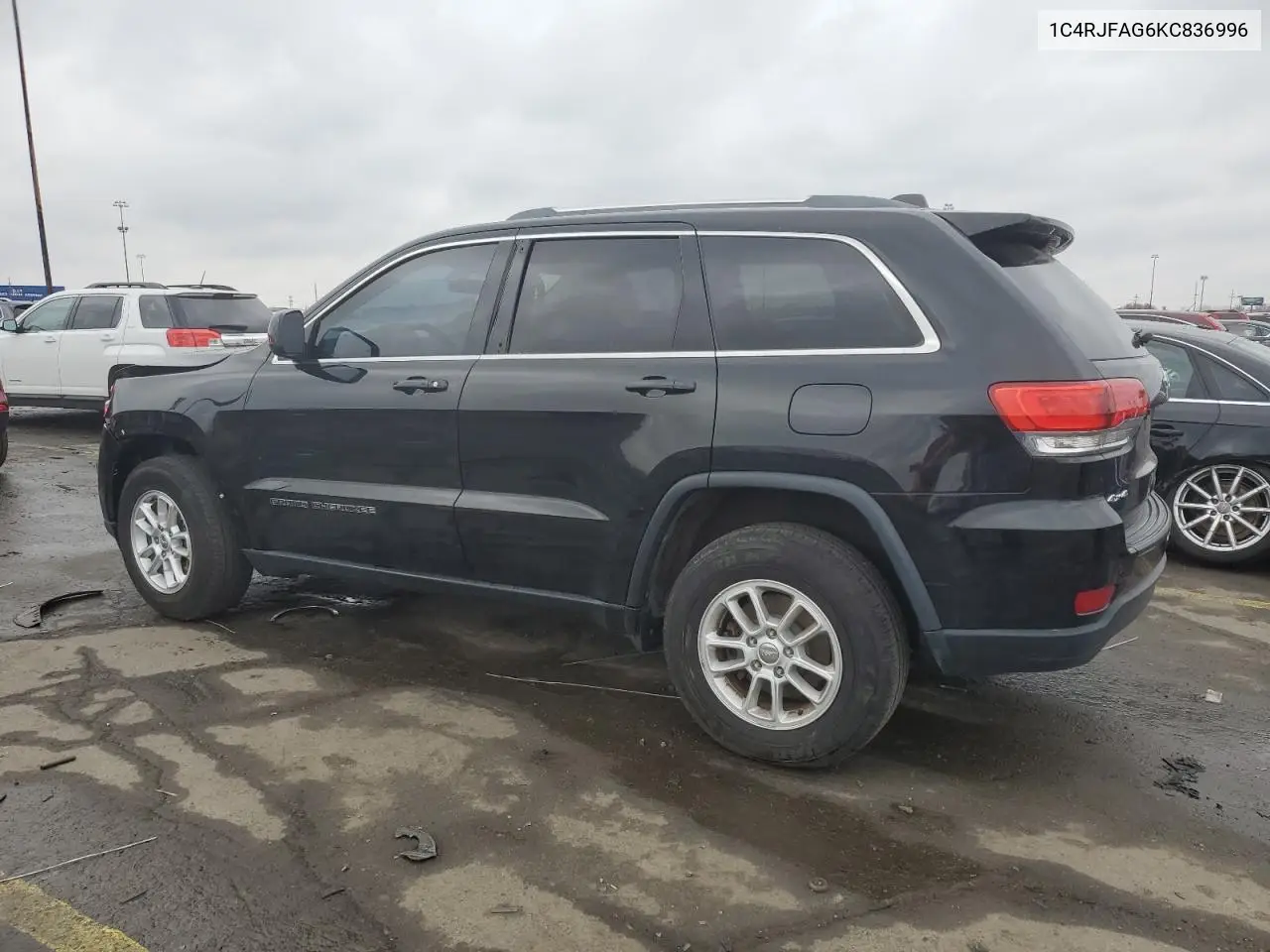 1C4RJFAG6KC836996 2019 Jeep Grand Cherokee Laredo