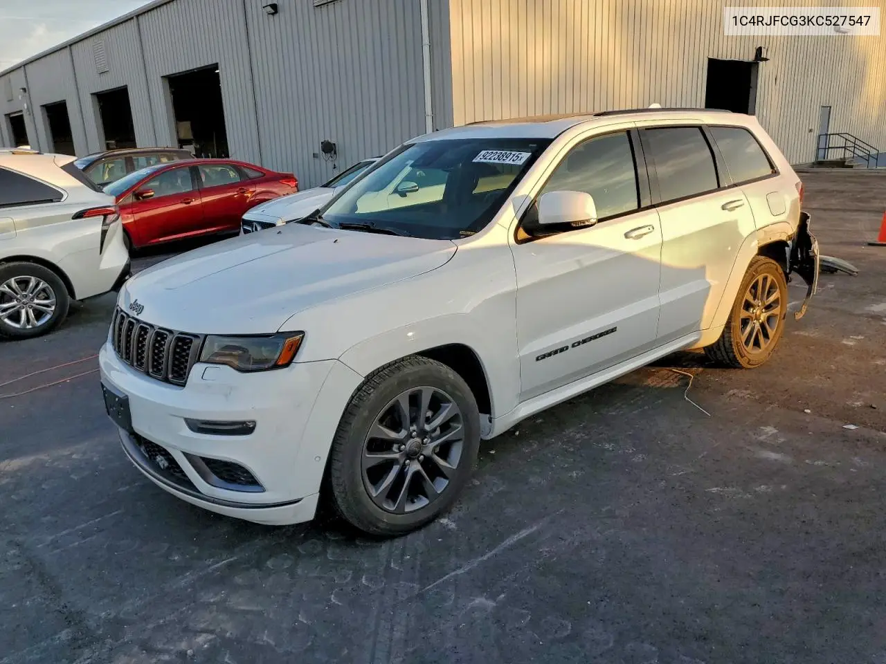1C4RJFCG3KC527547 2019 Jeep Grand Cherokee Overland