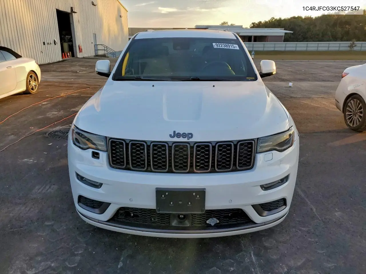 1C4RJFCG3KC527547 2019 Jeep Grand Cherokee Overland