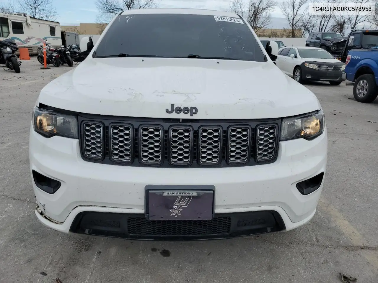 1C4RJFAG0KC578958 2019 Jeep Grand Cherokee Laredo
