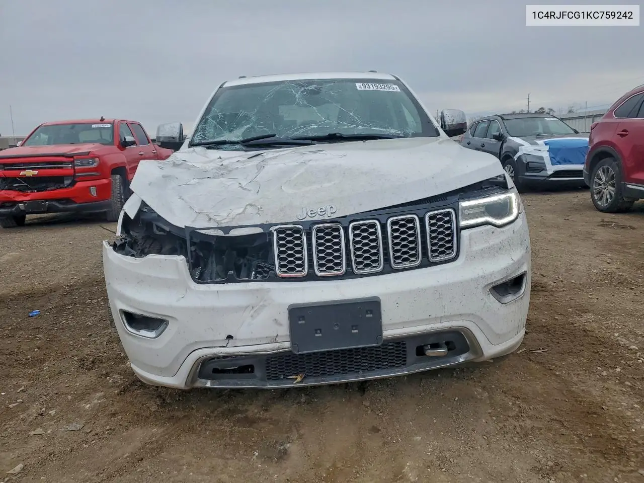 1C4RJFCG1KC759242 2019 Jeep Grand Cherokee Overland