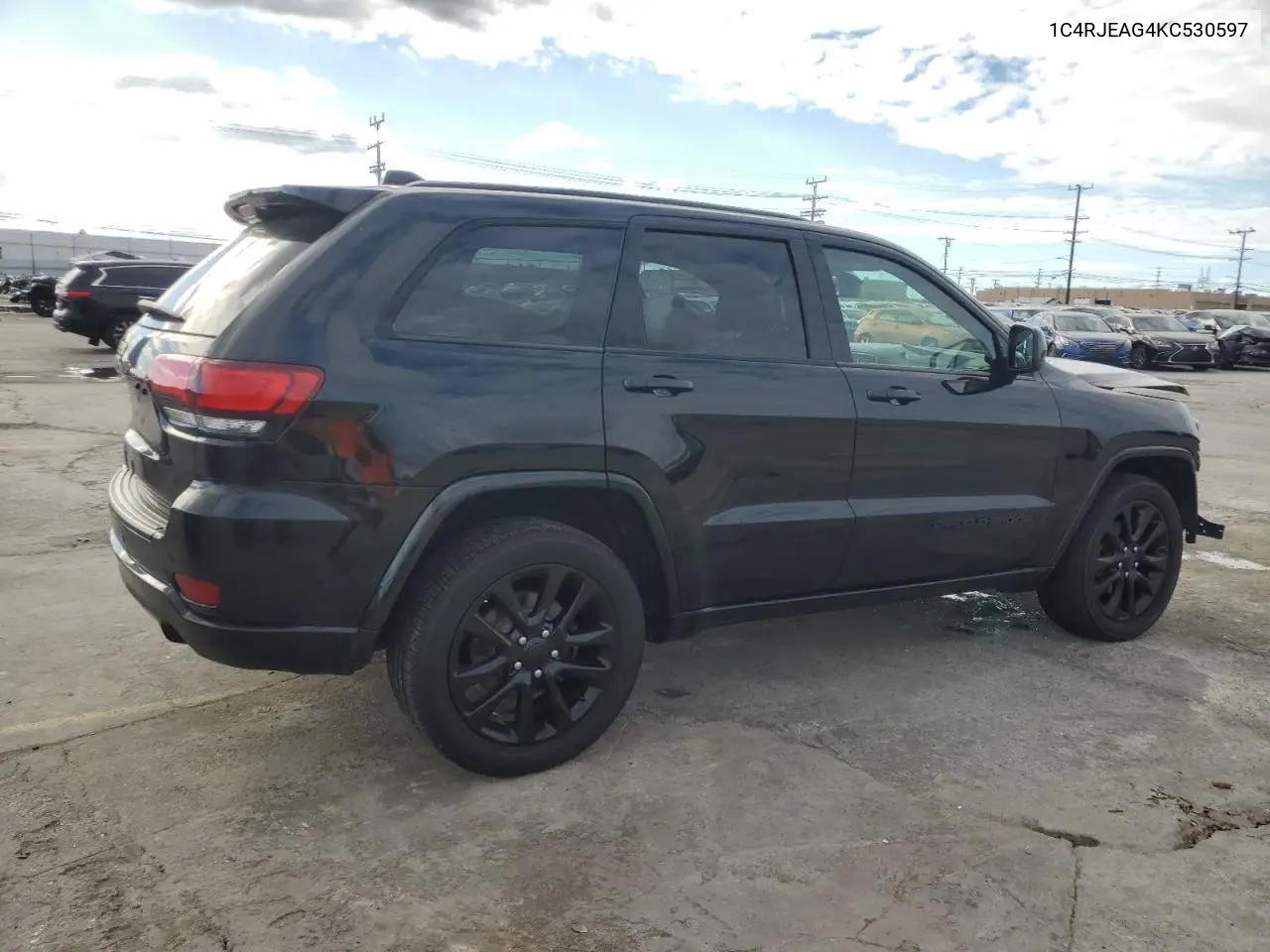 1C4RJEAG4KC530597 2019 Jeep Grand Cherokee Laredo
