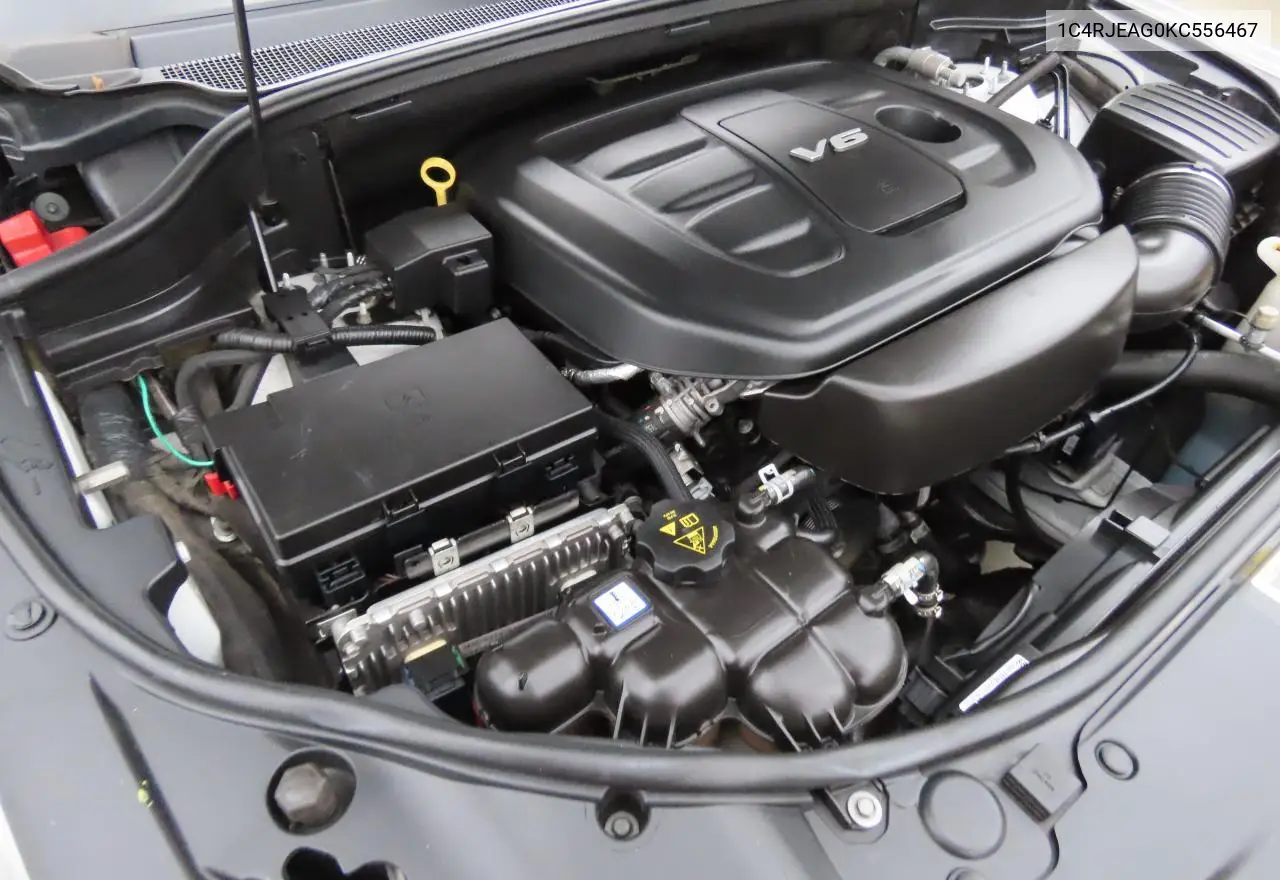 1C4RJEAG0KC556467 2019 Jeep Grand Cherokee Laredo