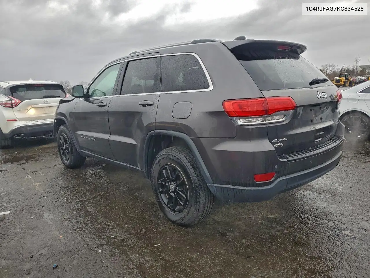 1C4RJFAG7KC834528 2019 Jeep Grand Cherokee Laredo