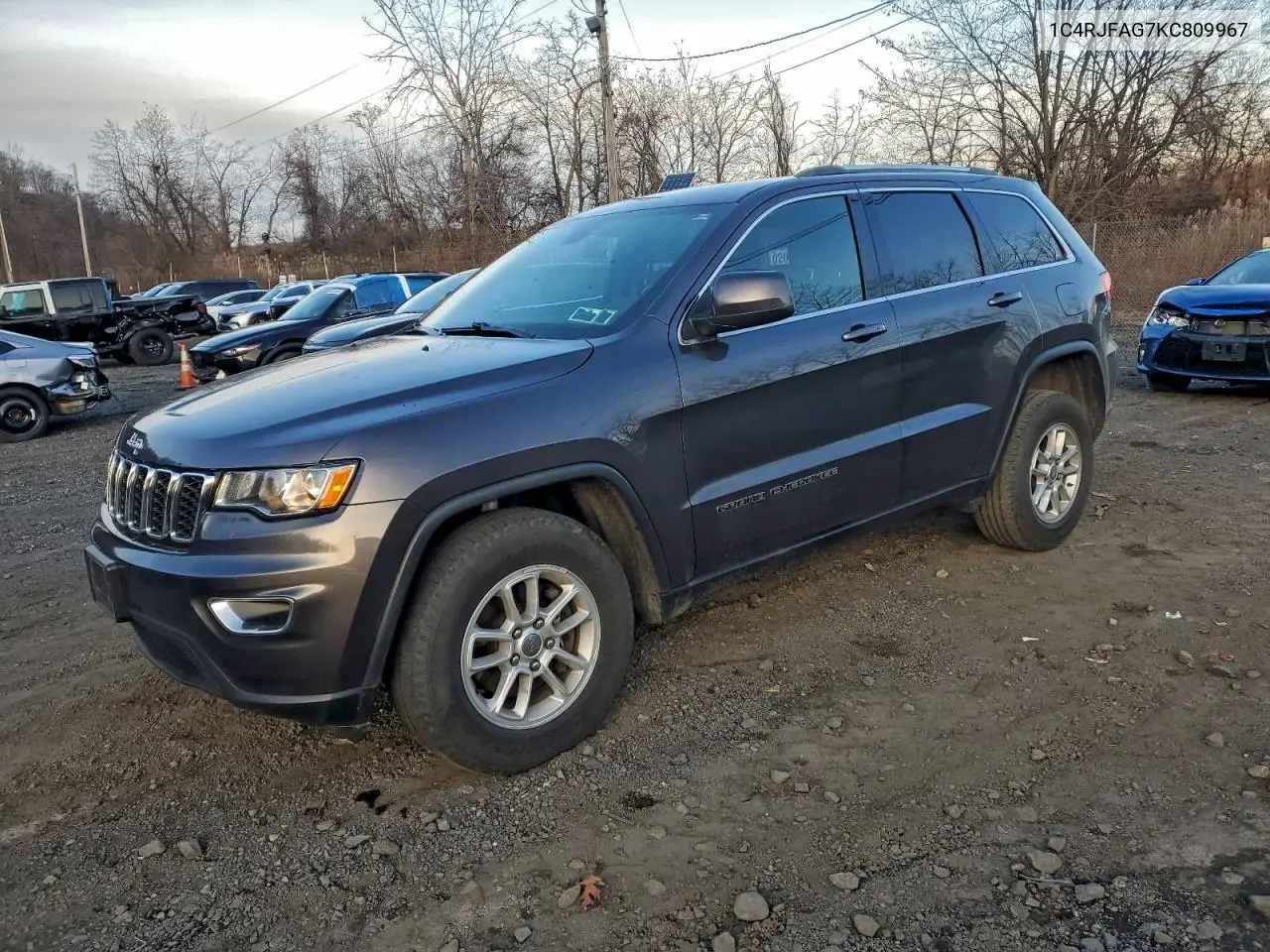 1C4RJFAG7KC809967 2019 Jeep Grand Cherokee Laredo