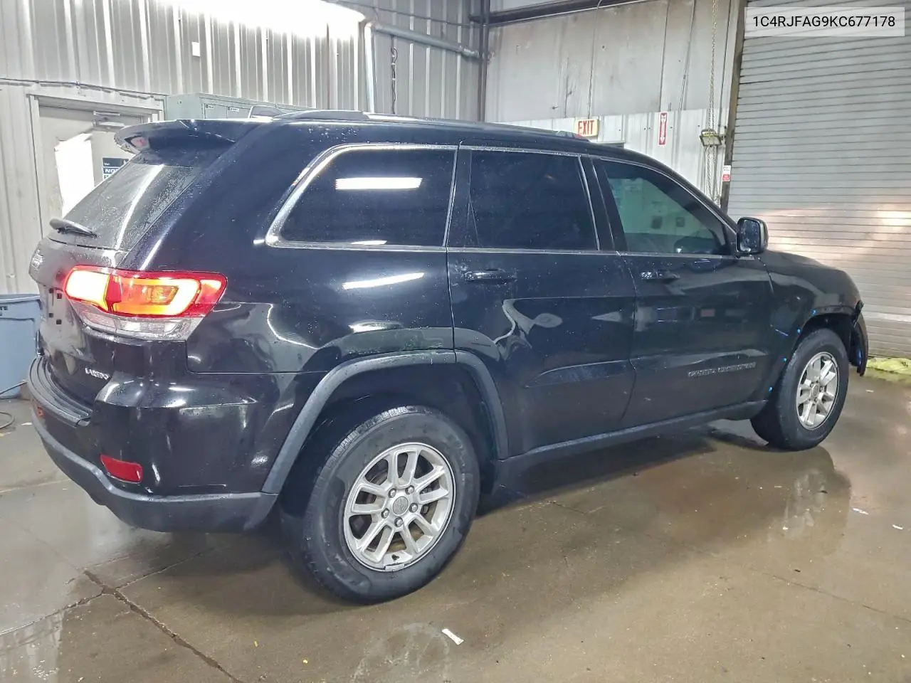 1C4RJFAG9KC677178 2019 Jeep Grand Cherokee Laredo