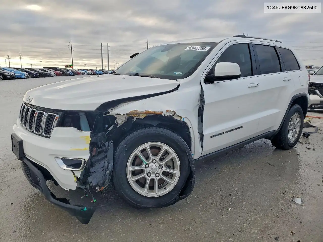 1C4RJEAG9KC832600 2019 Jeep Grand Cherokee Laredo