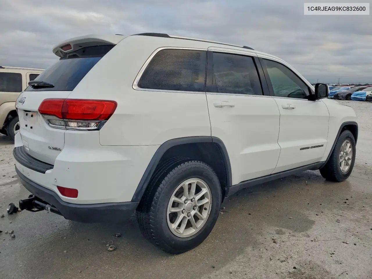 1C4RJEAG9KC832600 2019 Jeep Grand Cherokee Laredo