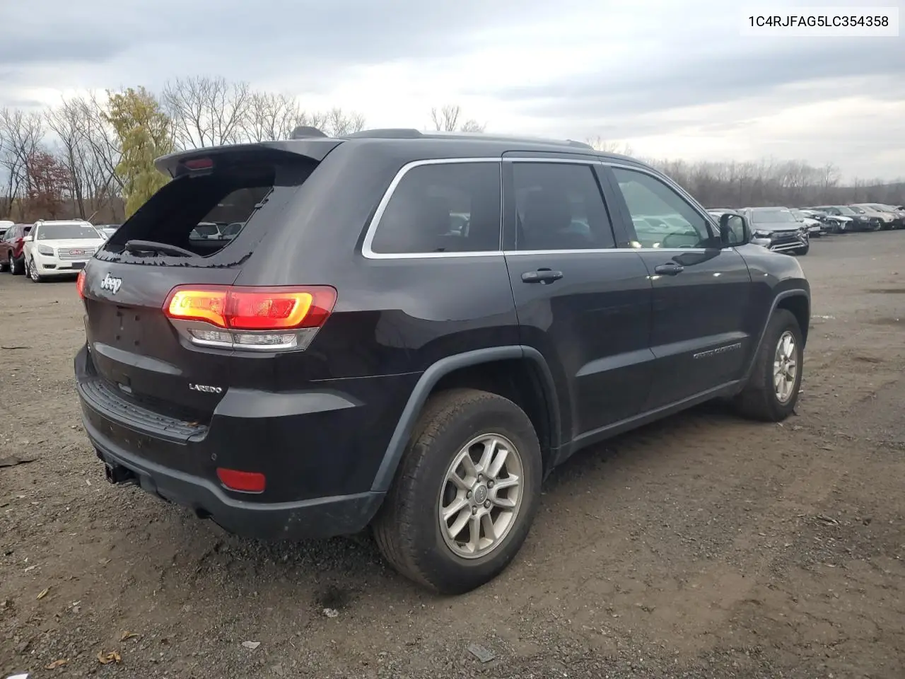 1C4RJFAG5LC354358 2020 Jeep Grand Cherokee Laredo
