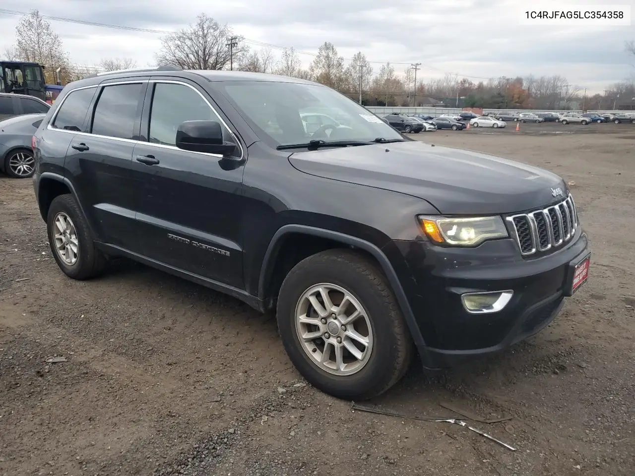 1C4RJFAG5LC354358 2020 Jeep Grand Cherokee Laredo