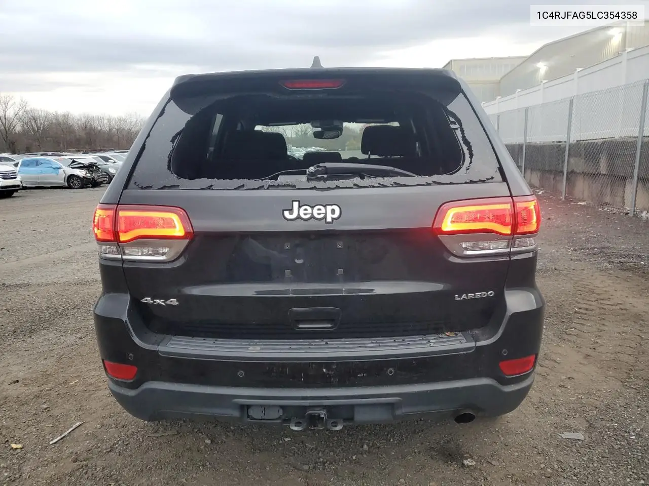 1C4RJFAG5LC354358 2020 Jeep Grand Cherokee Laredo
