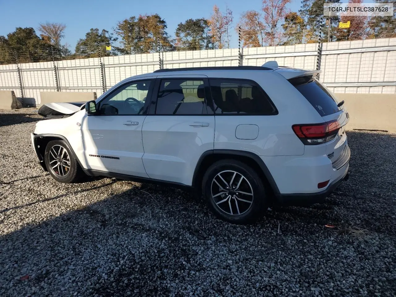 1C4RJFLT5LC387628 2020 Jeep Grand Cherokee Trailhawk