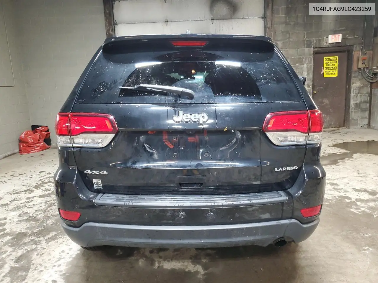 1C4RJFAG9LC423259 2020 Jeep Grand Cherokee Laredo