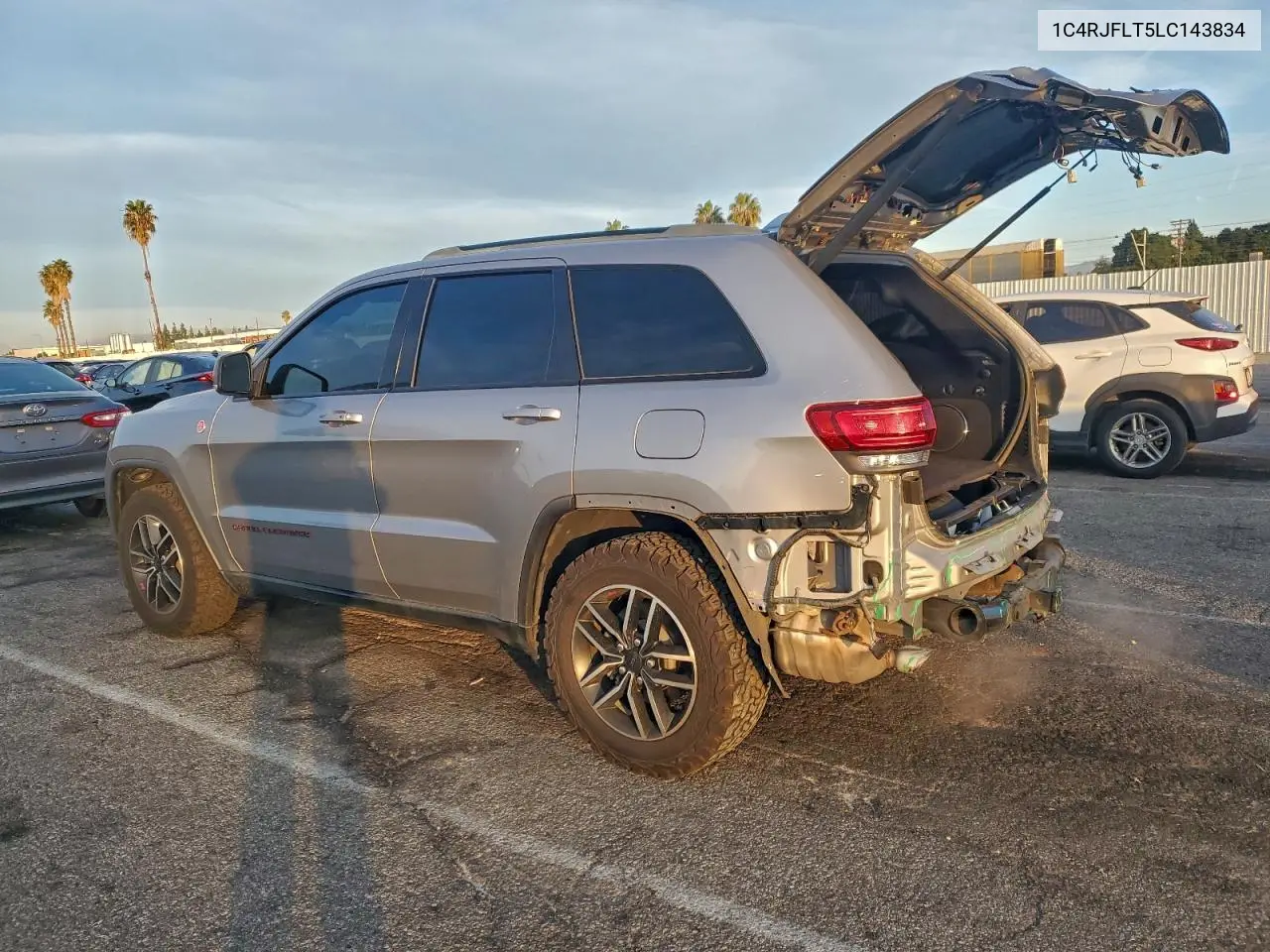 1C4RJFLT5LC143834 2020 Jeep Grand Cherokee Trailhawk