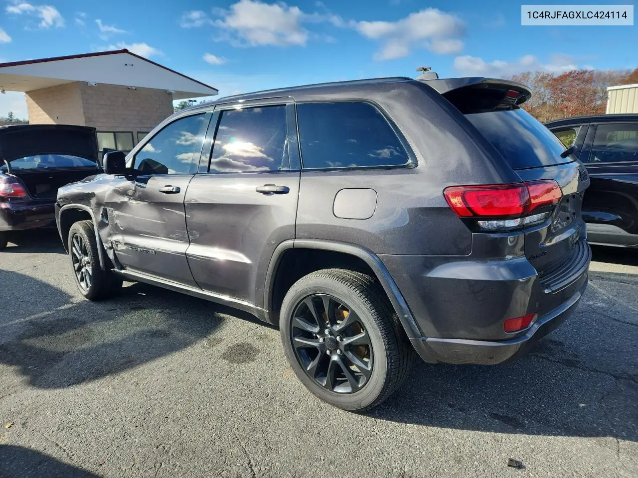 1C4RJFAGXLC424114 2020 Jeep Grand Cherokee Laredo