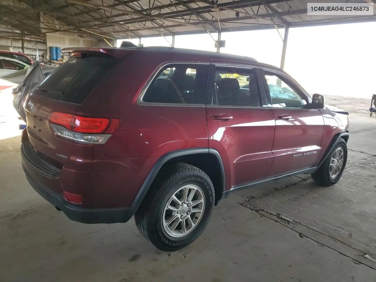 1C4RJEAG4LC246873 2020 Jeep Grand Cherokee Laredo