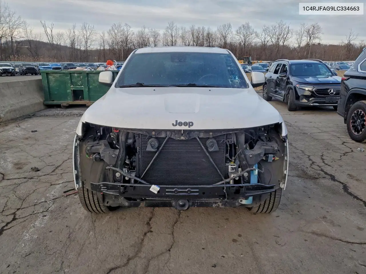 1C4RJFAG9LC334663 2020 Jeep Grand Cherokee Laredo