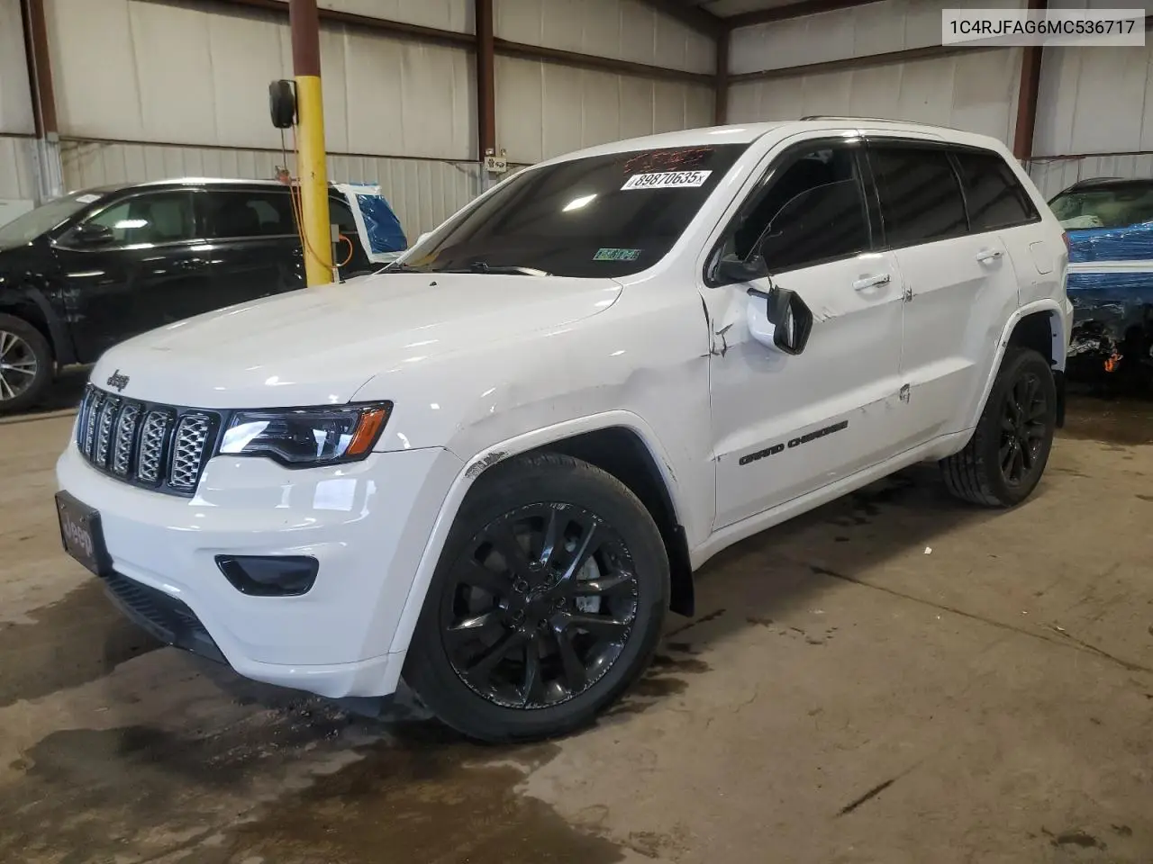 1C4RJFAG6MC536717 2021 Jeep Grand Cherokee Laredo