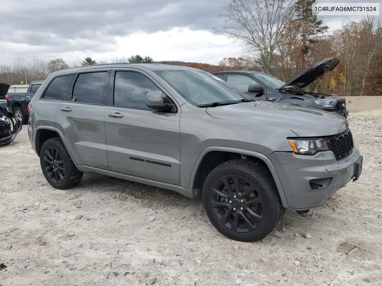 1C4RJFAG6MC731524 2021 Jeep Grand Cherokee Laredo