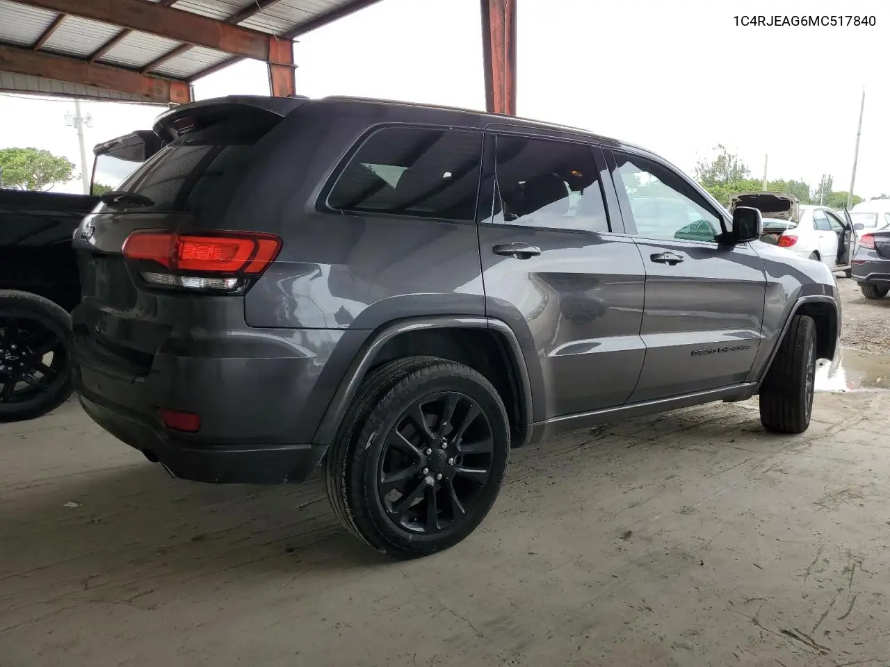 1C4RJEAG6MC517840 2021 Jeep Grand Cherokee Laredo