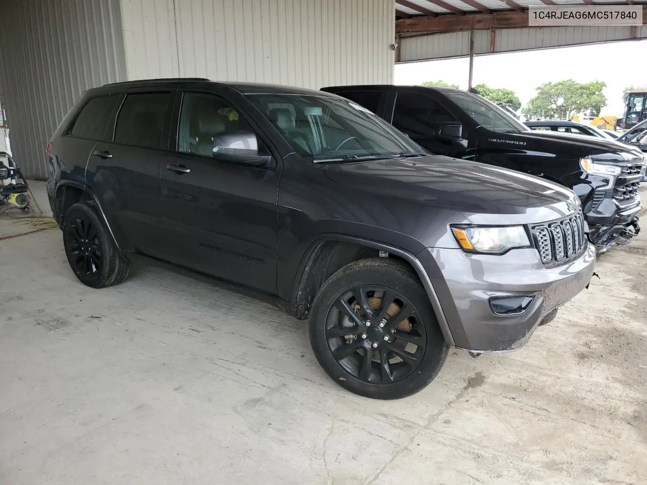 1C4RJEAG6MC517840 2021 Jeep Grand Cherokee Laredo