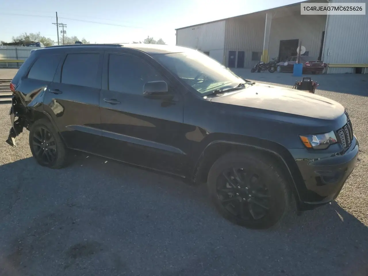 1C4RJEAG7MC625626 2021 Jeep Grand Cherokee Laredo