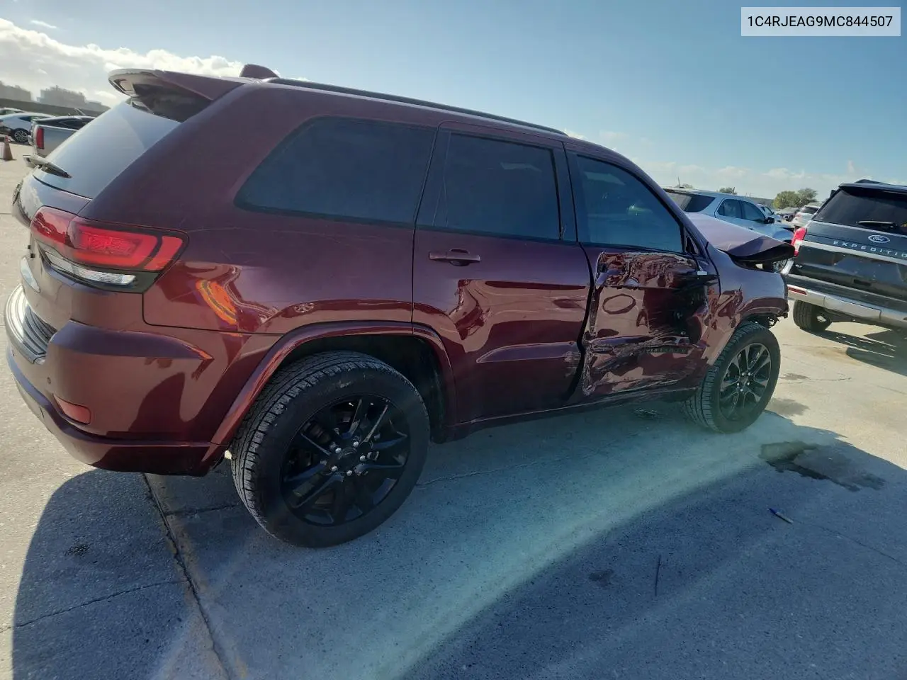 1C4RJEAG9MC844507 2021 Jeep Grand Cherokee Laredo