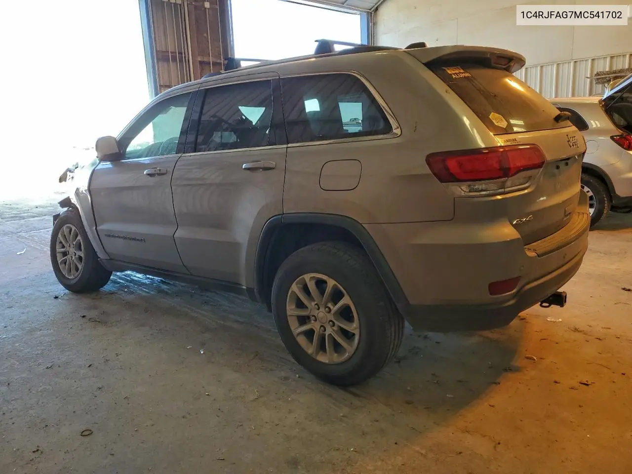 1C4RJFAG7MC541702 2021 Jeep Grand Cherokee Laredo