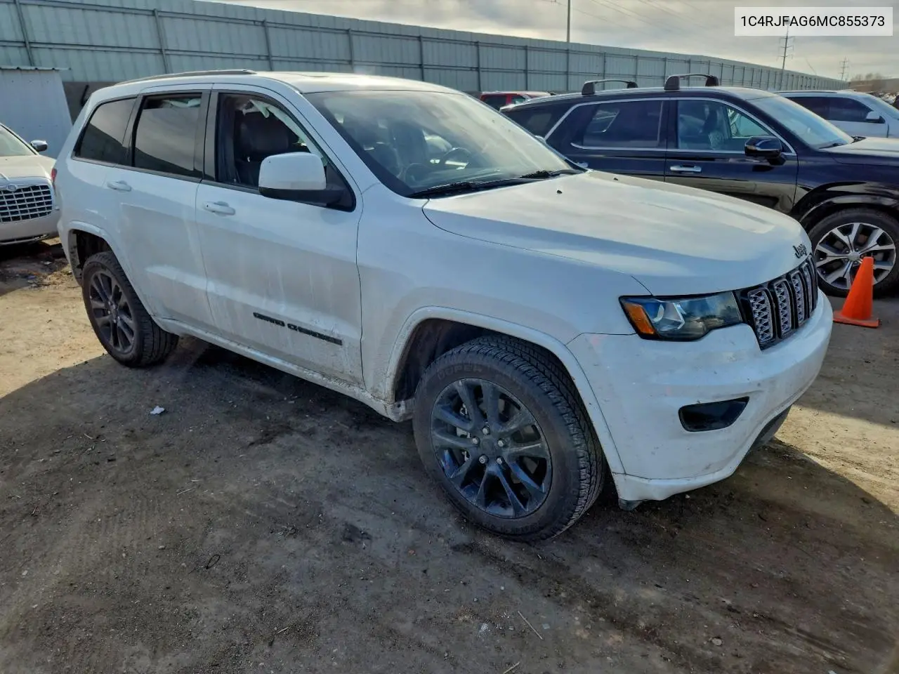 1C4RJFAG6MC855373 2021 Jeep Grand Cherokee Laredo