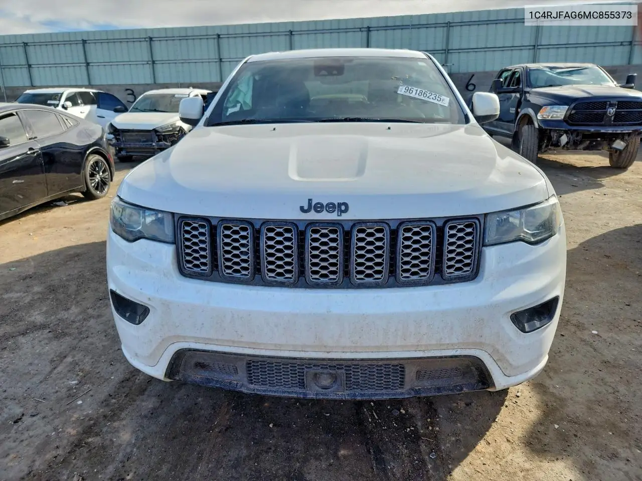 1C4RJFAG6MC855373 2021 Jeep Grand Cherokee Laredo