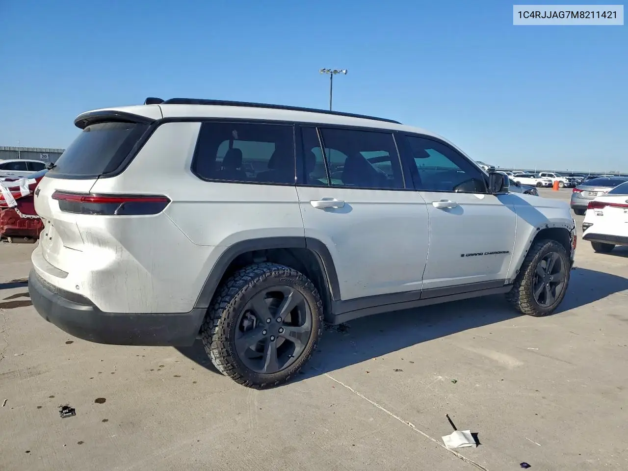 1C4RJJAG7M8211421 2021 Jeep Grand Cherokee L Laredo
